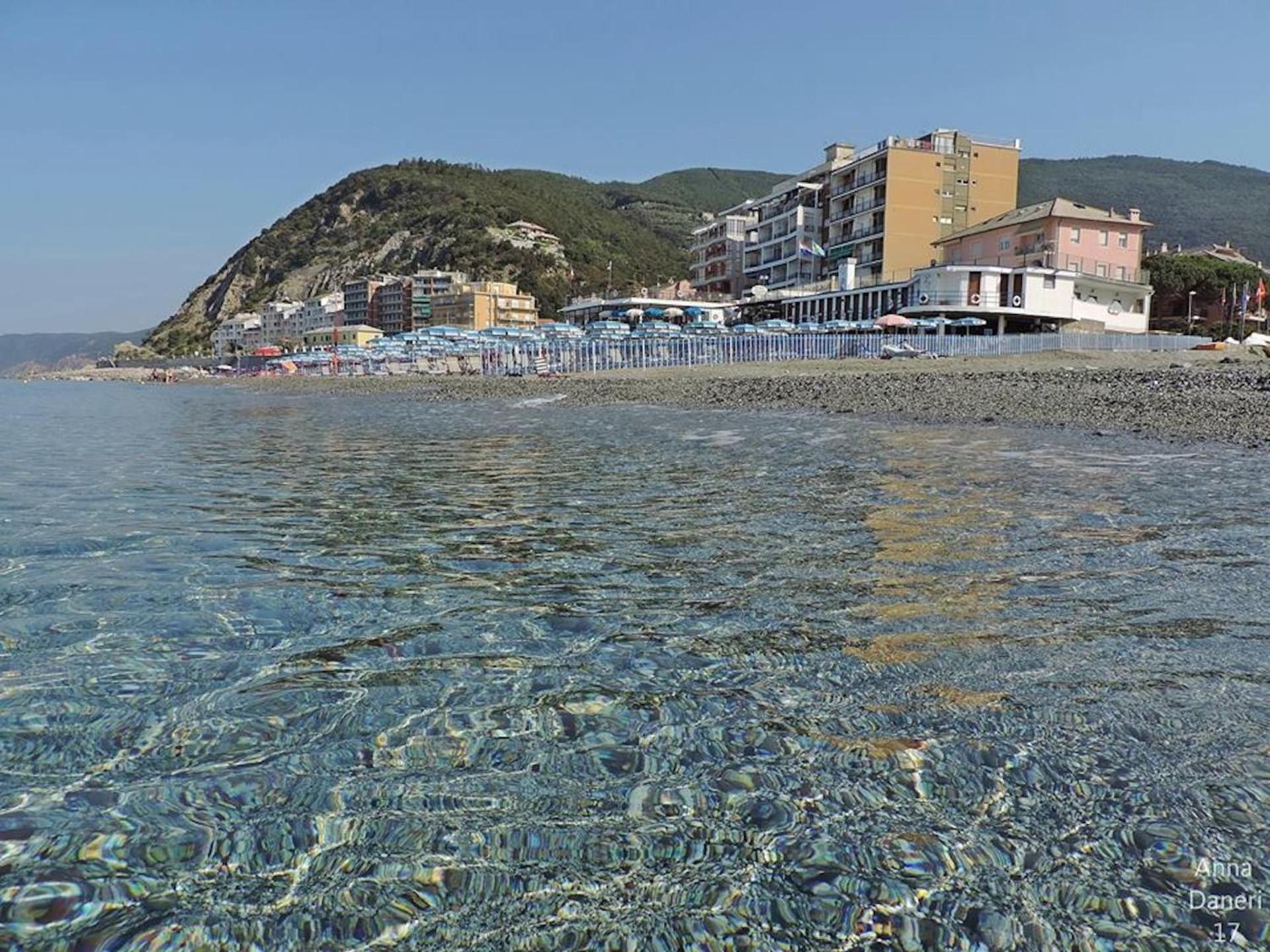 Tinetto Brezza Di Mare Lägenhet Deiva Marina Exteriör bild